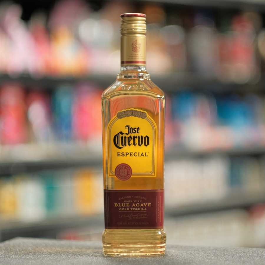 Picture of Jose Cuervo Gold 750ml