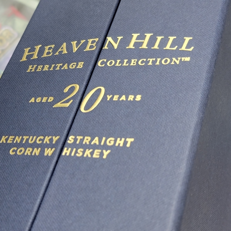 Picture of Heaven Hill Heritage Collection 20 Years 750ml